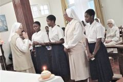 Visit-of-Mother-to-Mozambique-4