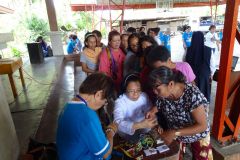 giving-of-Rosaries