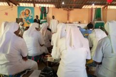 e19666e8-ff29-432f-b301-1d0293efdcb6